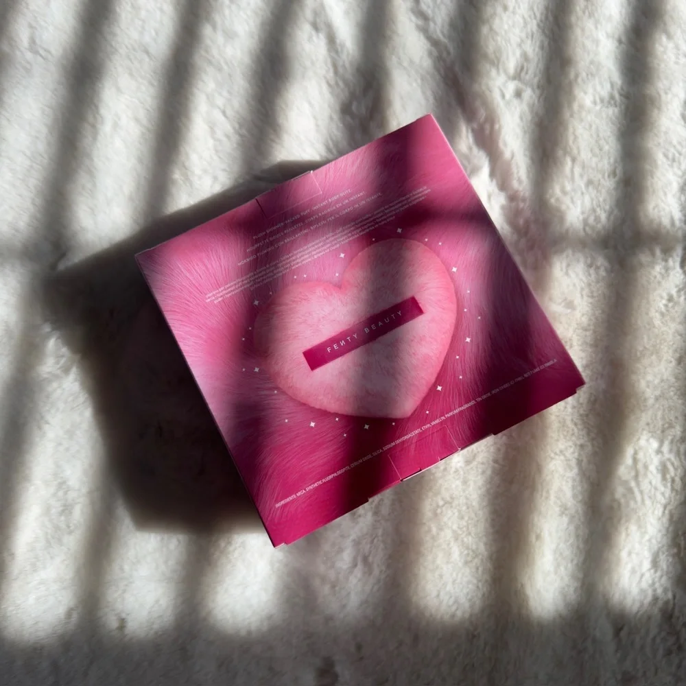 NIB Fenty Beauty WATTACRUSH Shimmer Heart Puff Fairy Bomb